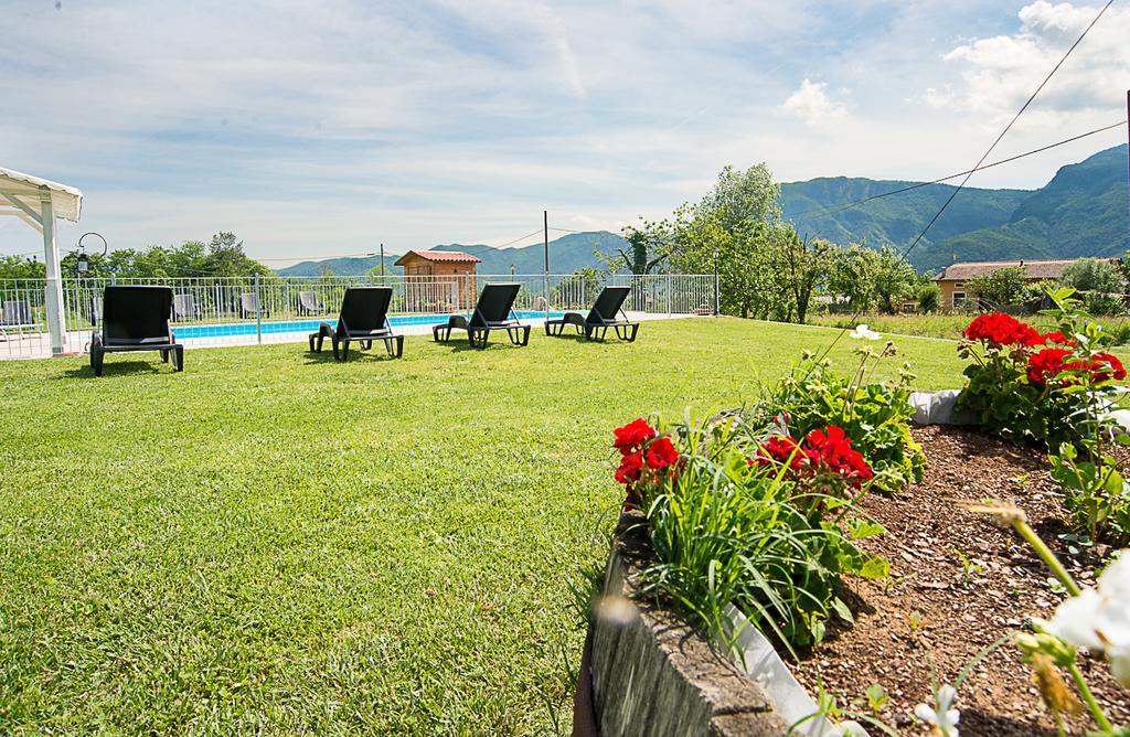 Agriturismo Il Musaccio Барга Екстериор снимка