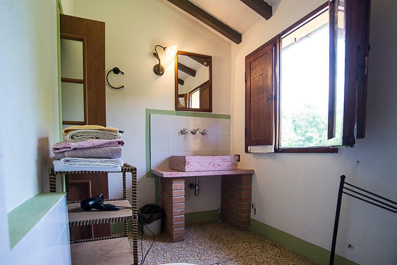 Agriturismo Il Musaccio Барга Екстериор снимка